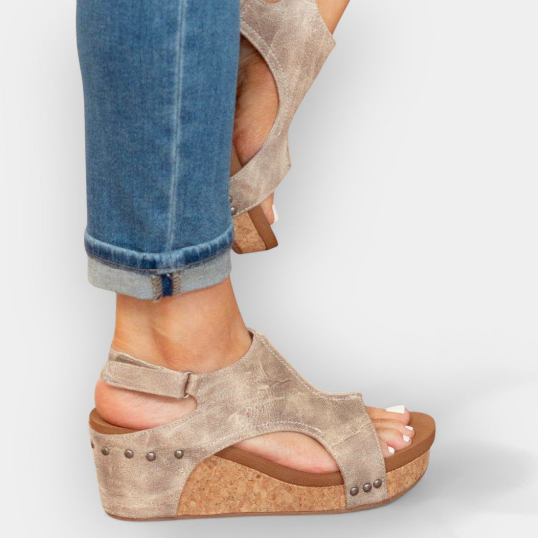 Sandalové topánky s platformou