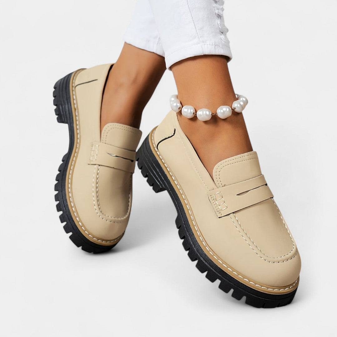 Michaela – Mokasíny na masívnom podpätku