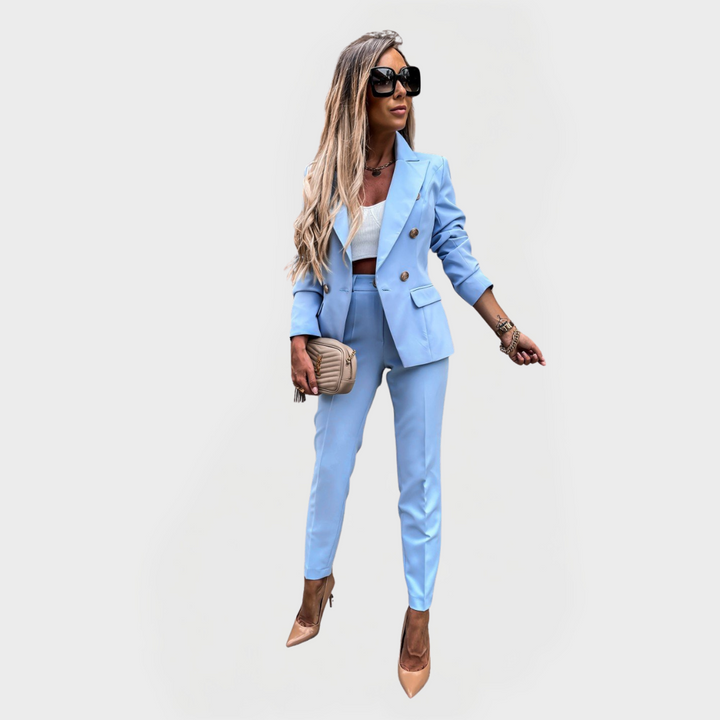 Nikola - Elegantný dámsky kostým s blazerom