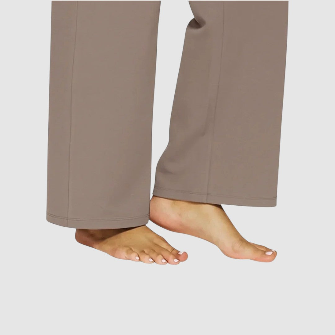 Iva - Pohodlné teplákové nohavice pre každú ženu