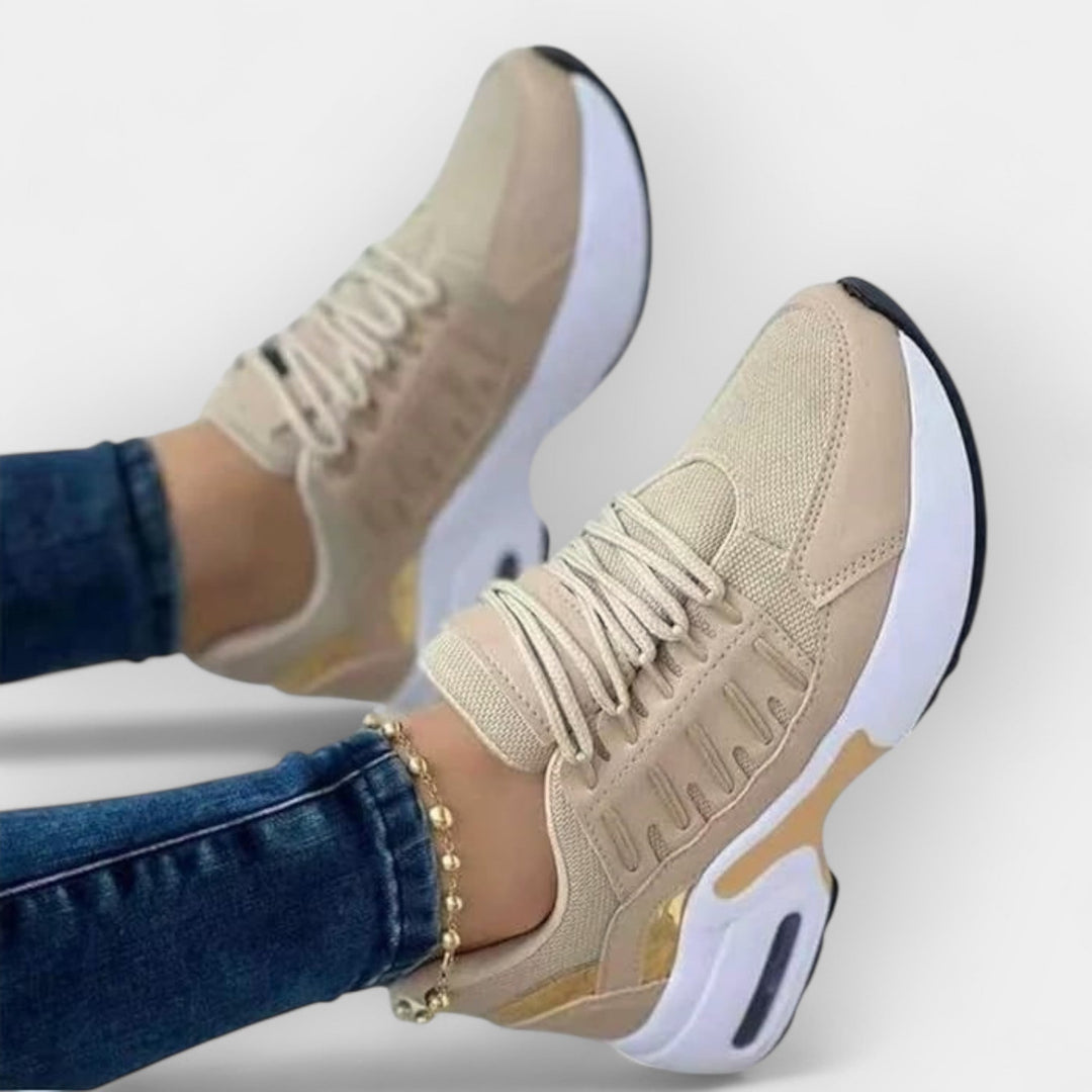 Nikol - Topánky na prechádzku