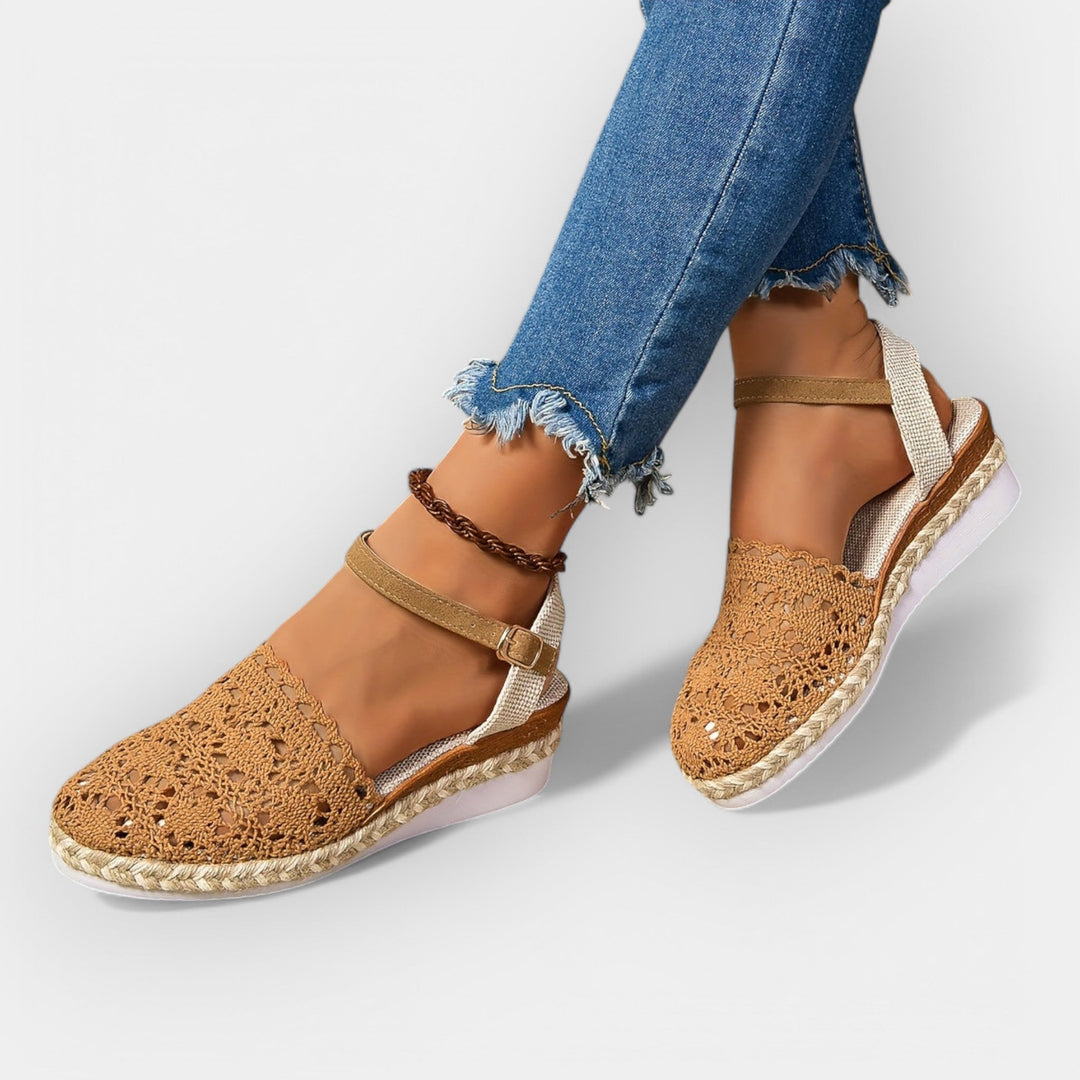 Ručne vyrobené sandále