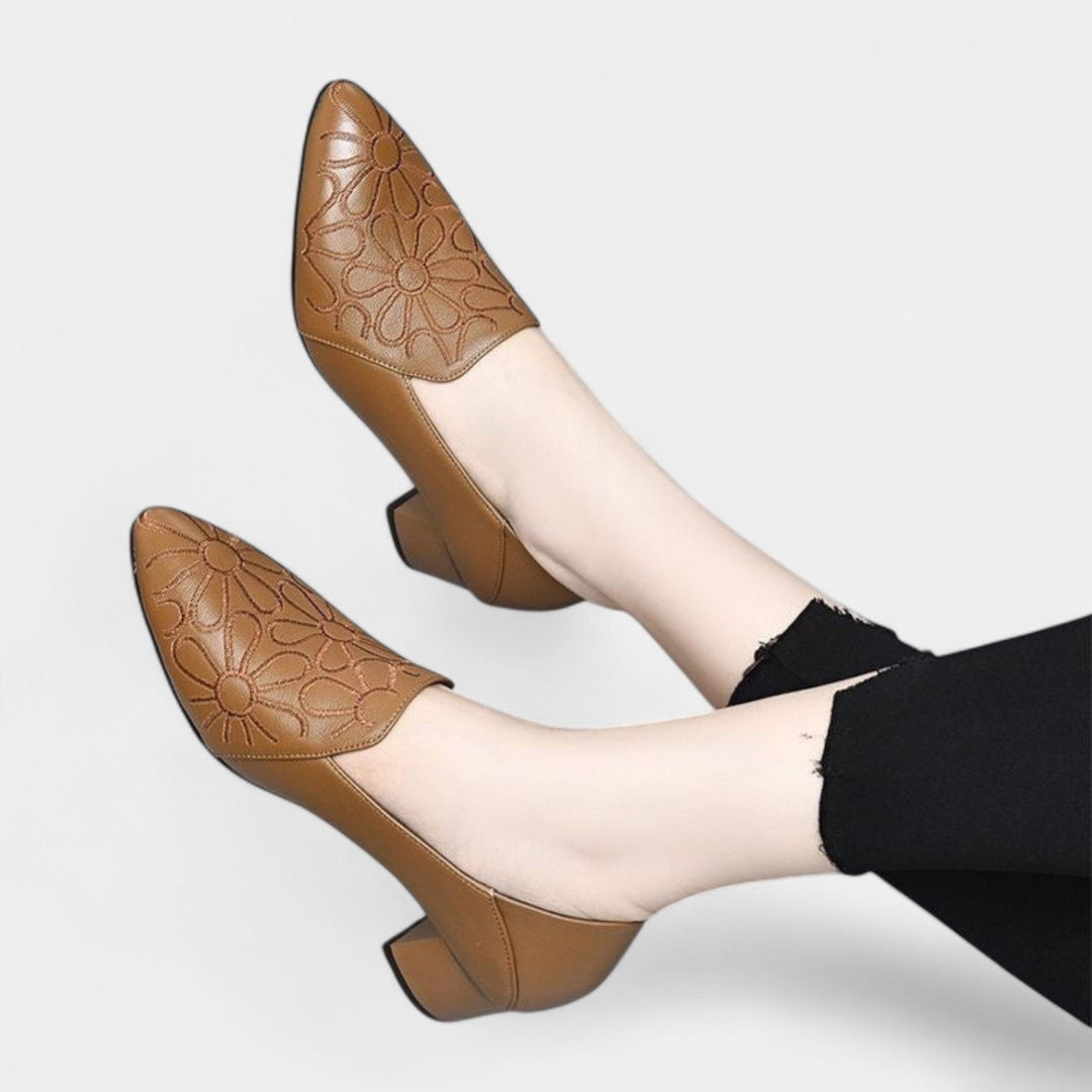 Olene – Topánky s vyšívaním