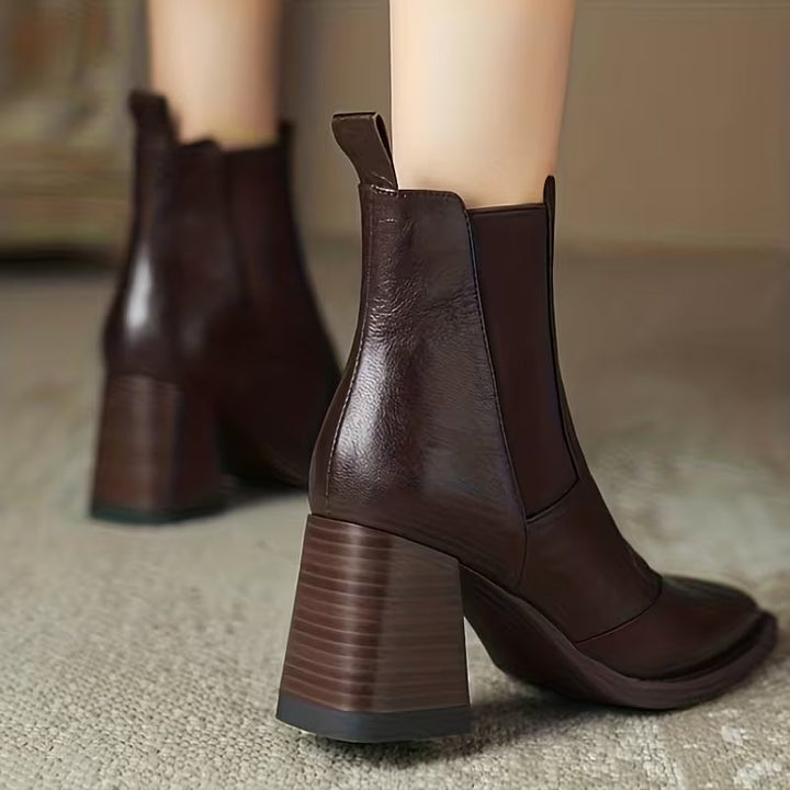 Mara | štýlové a pohodlné členkové čižmy