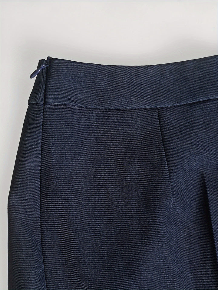 Danique | Elegantný dámsky kostým s ženským strihom